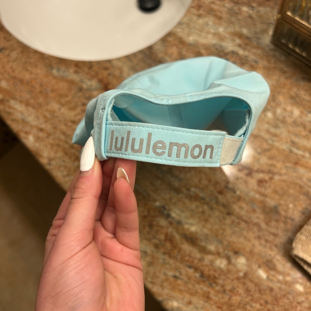 Icing Blue Lululemon Fast and Free women’s run hat - Picture 6 of 7
